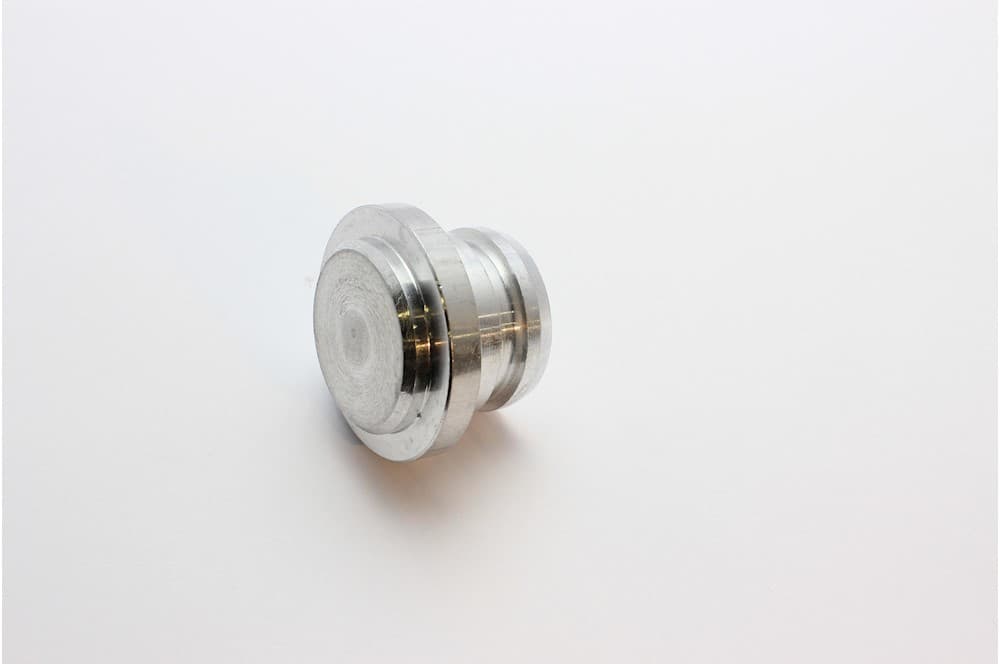 Plug-1