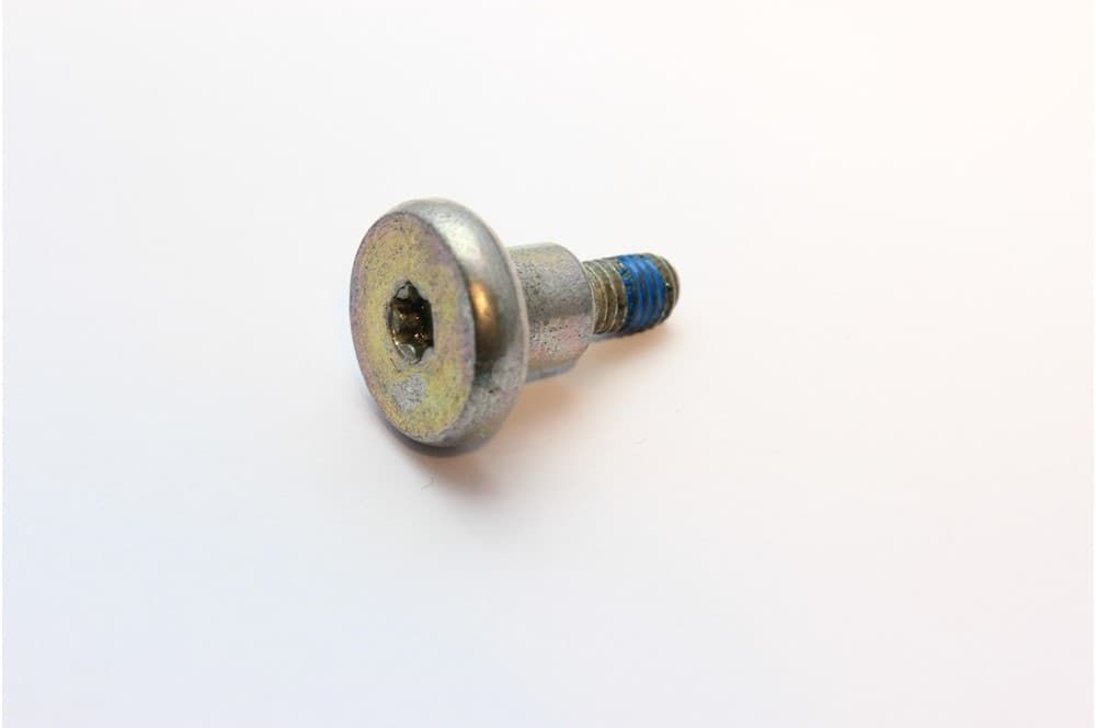 Screw-1