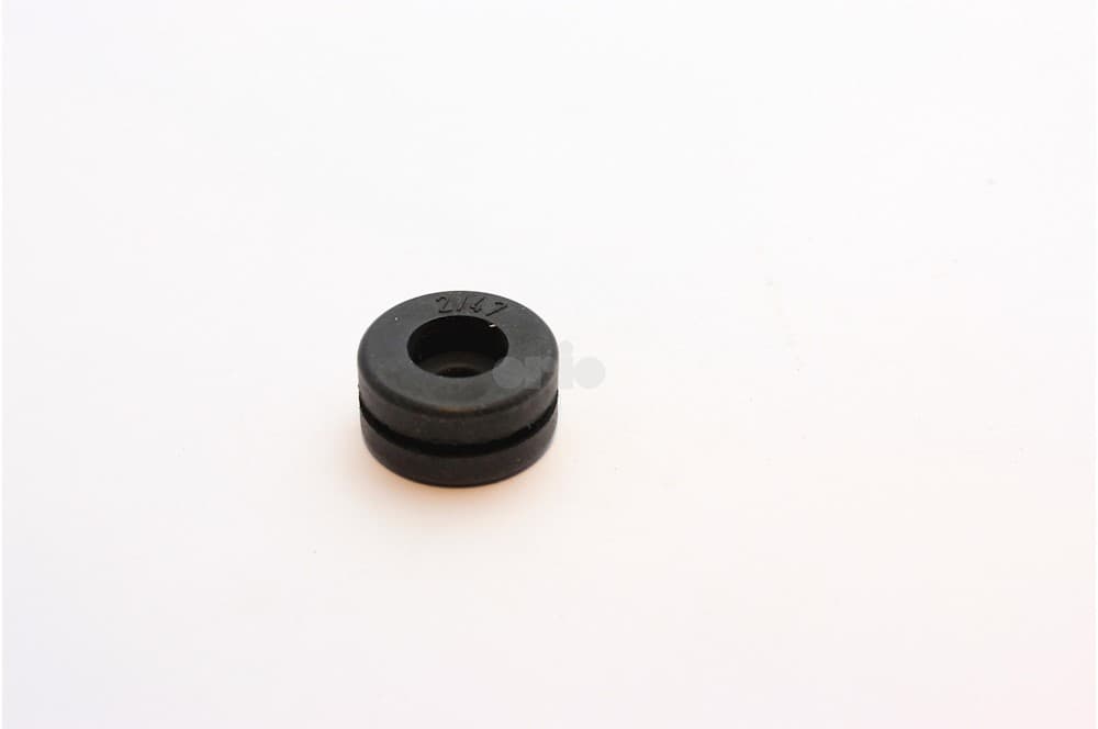 Grommet-1