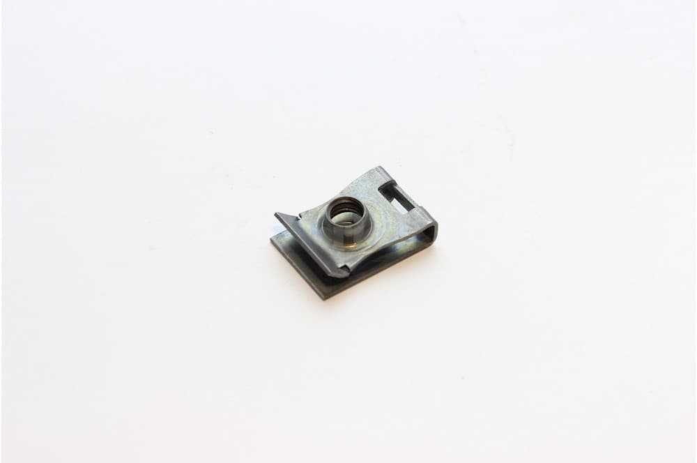 Clip nut-1
