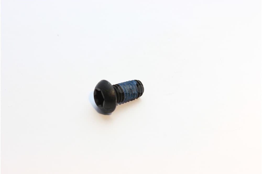 Screw-1