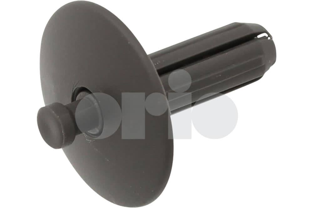 Expanding rivet