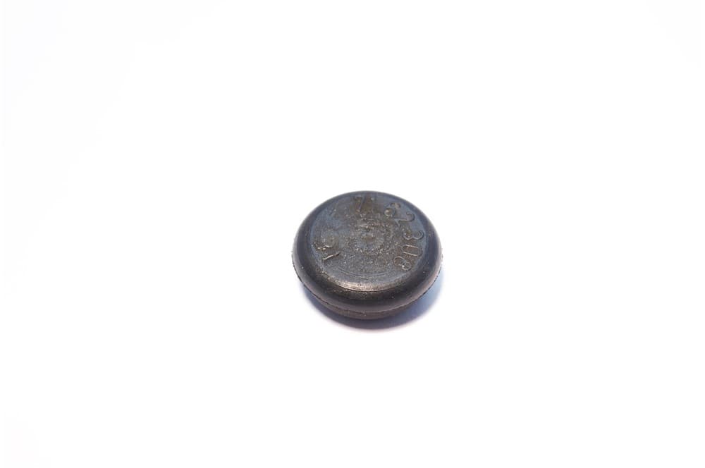 Plug-1