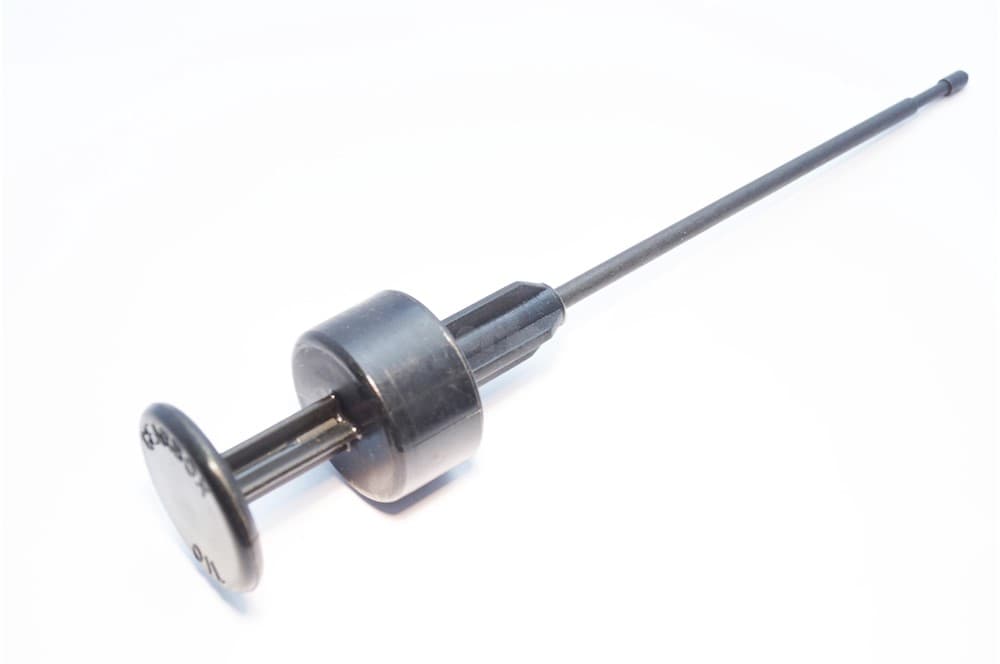 Oil dipstick-1